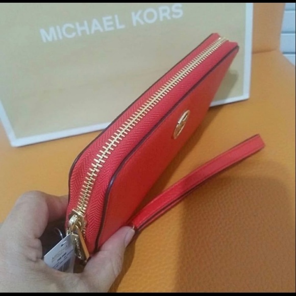 Michael Kors wallet iPhone large Red New - Picture 8 of 8